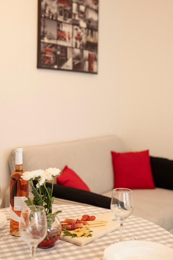 Studio Apartman Amalie Пазин Екстериор снимка